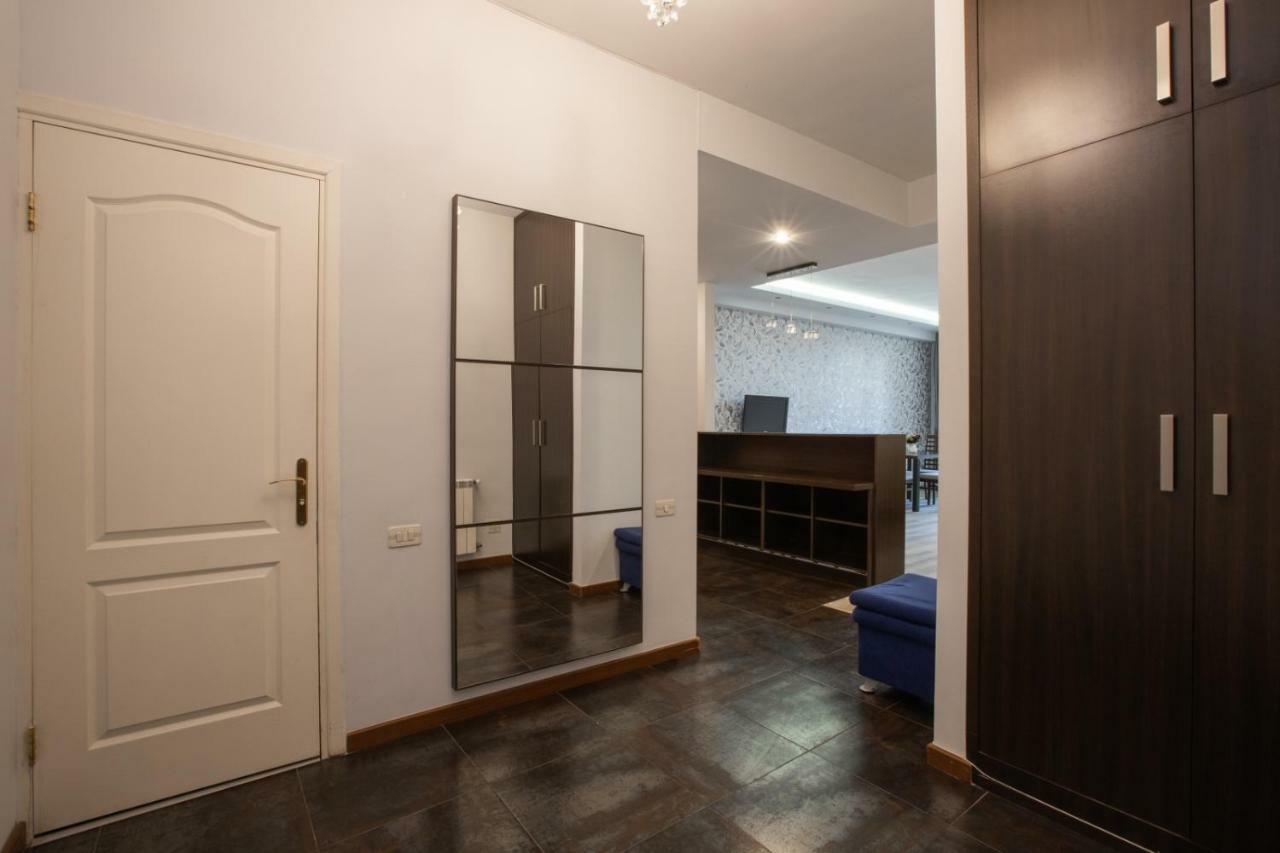 Stay Inn Apartments At Northern Avenue Yerevan Luaran gambar