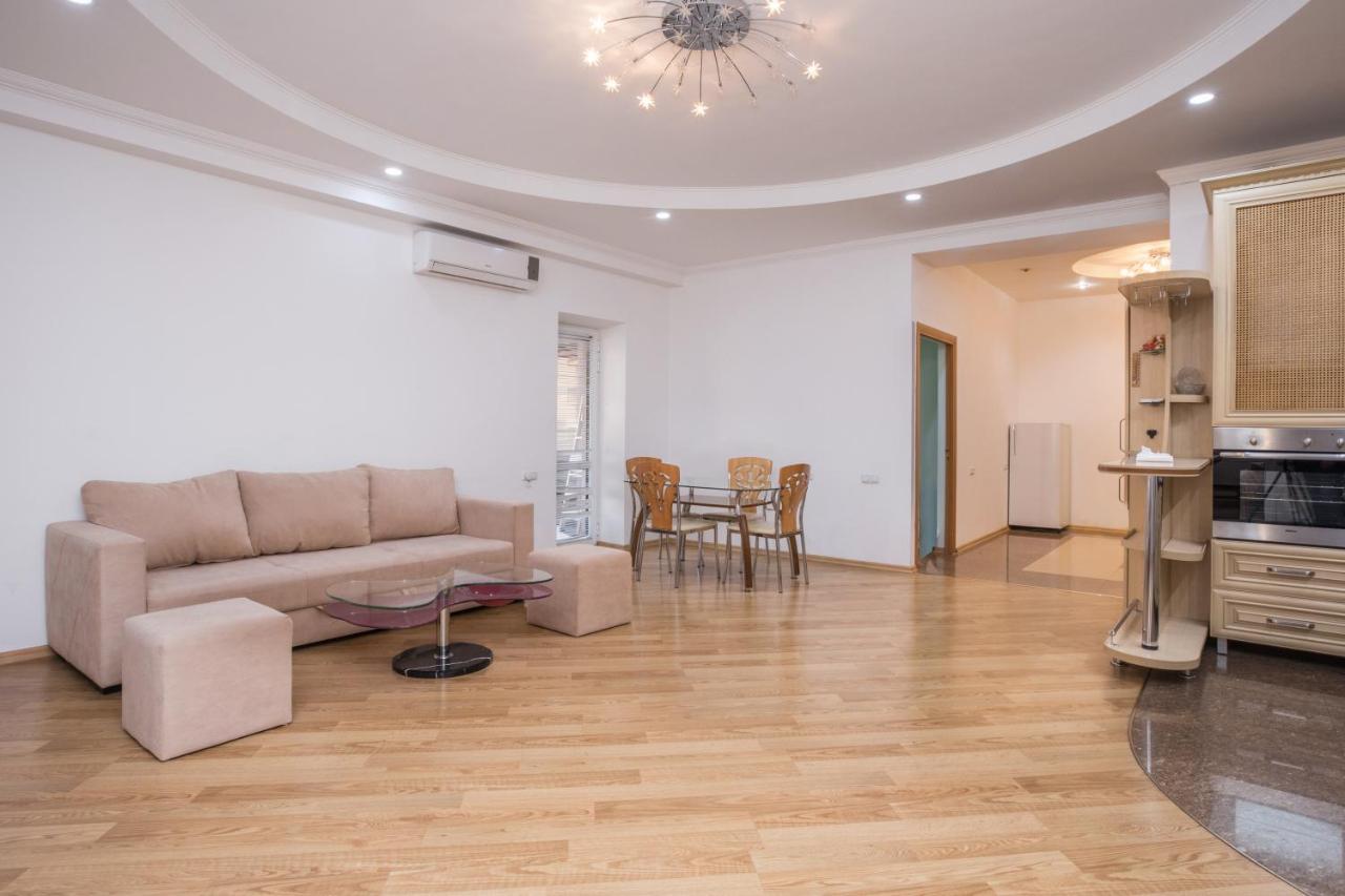 Stay Inn Apartments At Northern Avenue Yerevan Luaran gambar